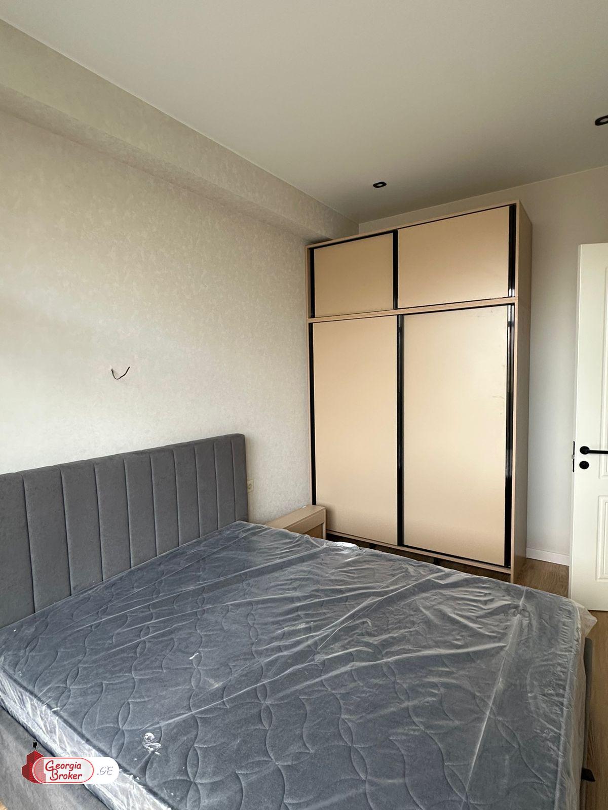 nearly repaired 3-room apartment for sale